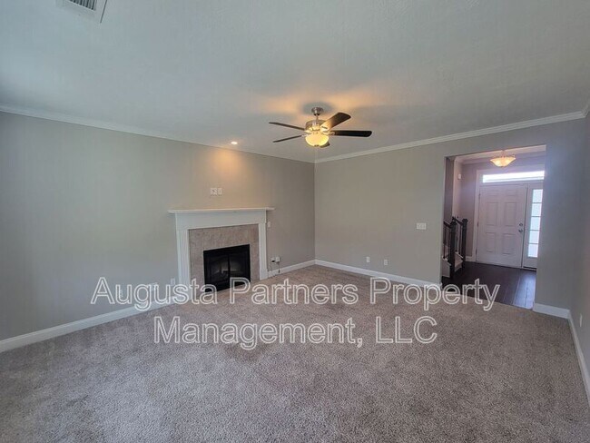 Building Photo - 1733 Ethan Way