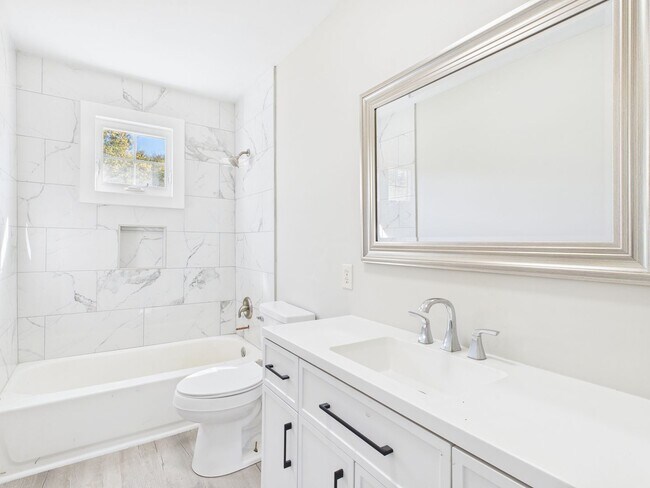 Building Photo - 11001 Reedy Branch Rd