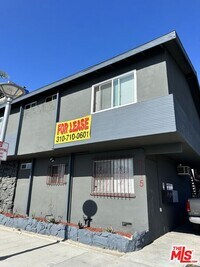 Building Photo - 4115 W Century Blvd