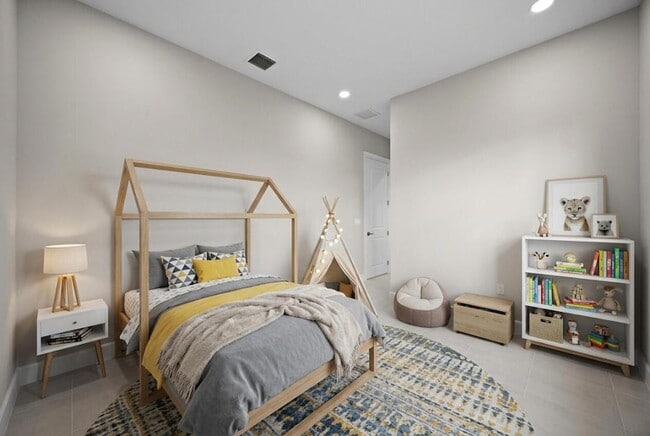 Building Photo - 5741 Beechnut Dr