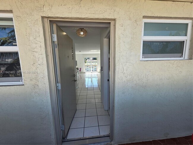 Building Photo - 1612 Jefferson Ave