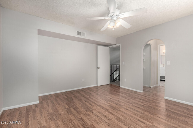 Building Photo - 4731 W Wescott Dr