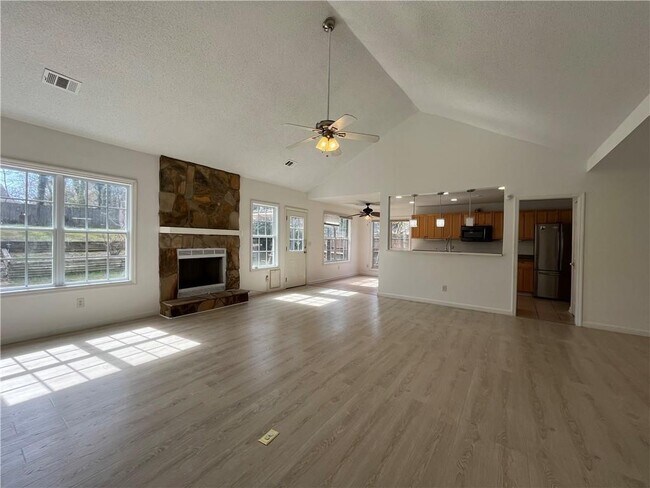 Building Photo - 54 Oxford Brook Way