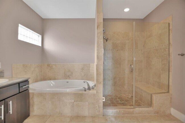 Building Photo - 4306 O'Reilly