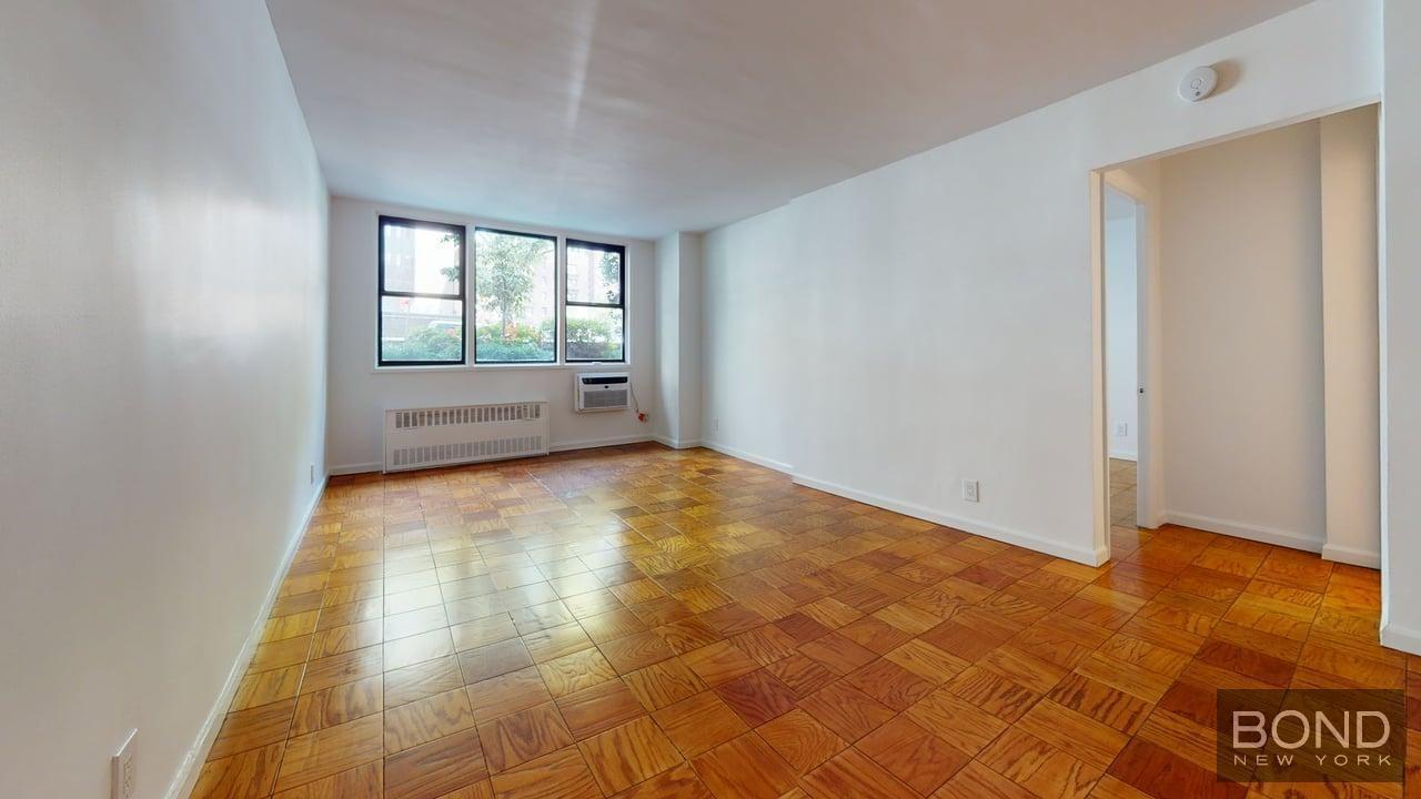 Building Photo - 236 E 36th St