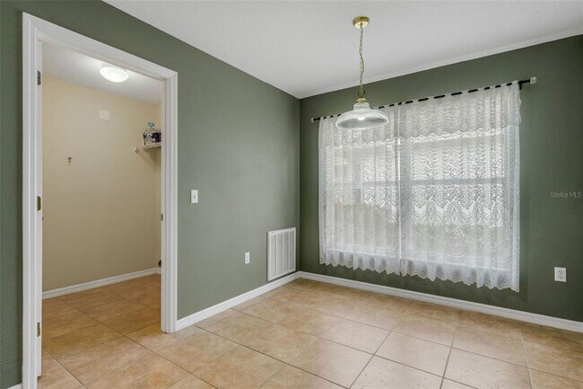 Building Photo - 654 Lake Clark Pl