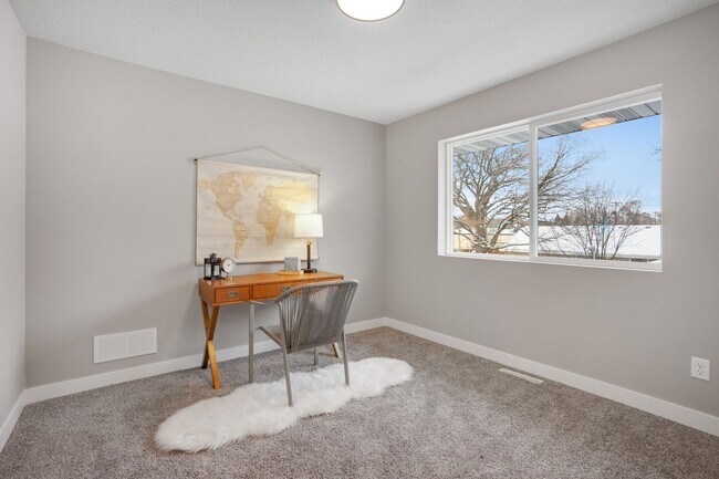 Building Photo - Available 07/01! New Build 4 bed 3 Bath in Hopkins!
