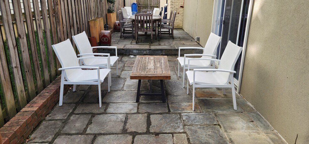 Building Photo - 3018 22nd St S