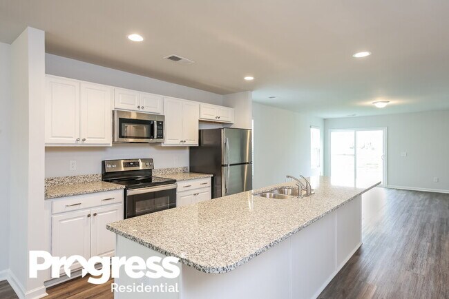 Building Photo - 441 Pollyanna Dr