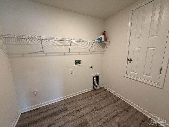 Building Photo - 3480 Blaney Dr