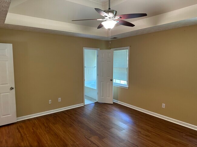 Building Photo - 4031 Dream Catcher Dr