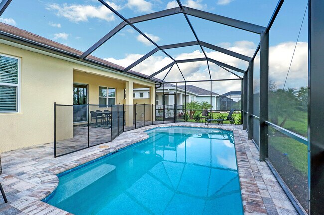 Private pool - 14578 Tropical Dr