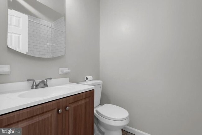 Building Photo - 45 Heritage Ct