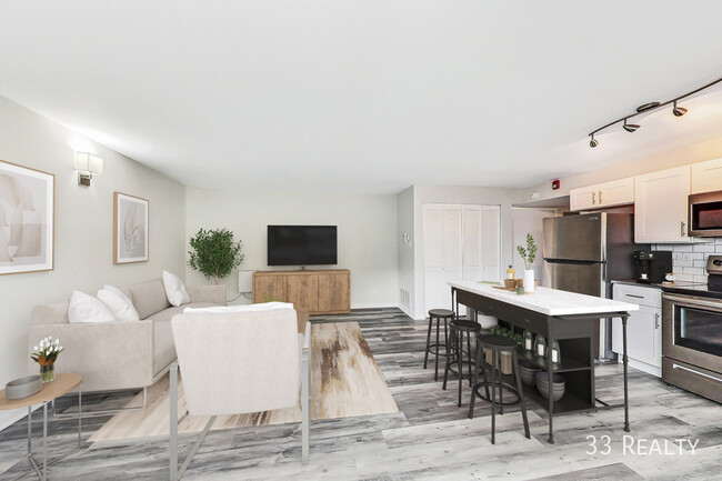Building Photo - 551 N Ridge-105