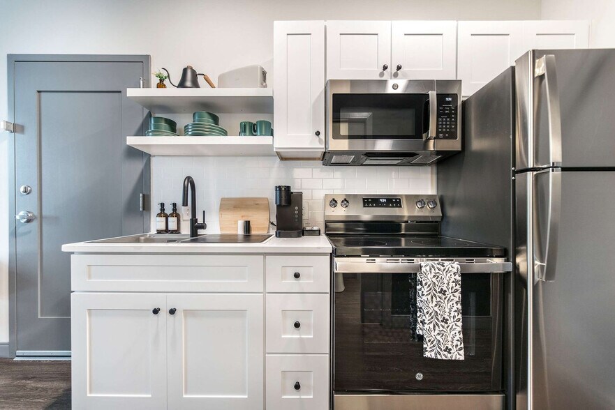 Building Photo - 520 Martin Luther King Jr Blvd