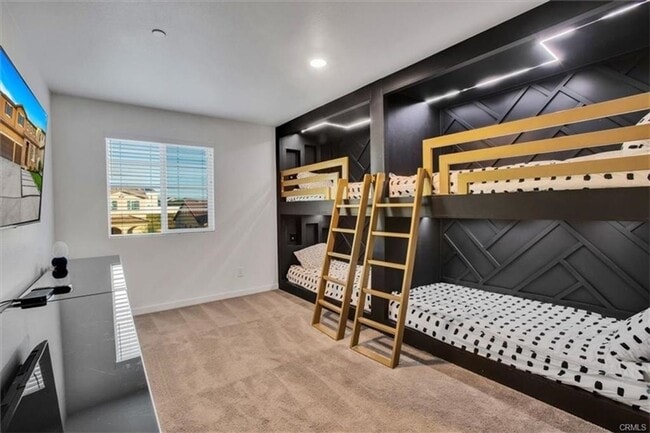 Building Photo - Stunning and Spacious 5BR 3BA Home w/ Solar Panels + Community Pool + Basketball/Tennis Court + S...