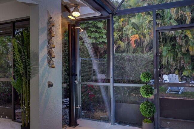 Building Photo - 13302 Doubletree Cir