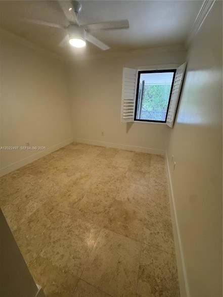 Building Photo - 13932 Kendale Lakes Dr