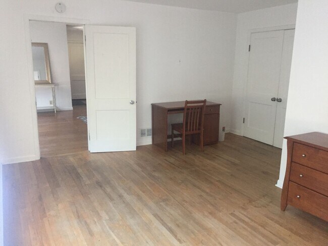 Building Photo - Lewis & Clark Law School International Students ONLY