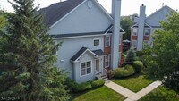 Building Photo - 46 Gordon Cir