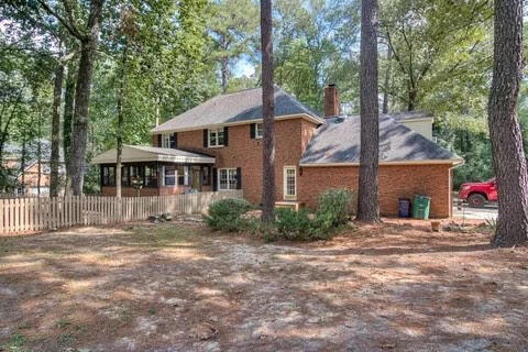 Building Photo - 1395 Woodbine Rd