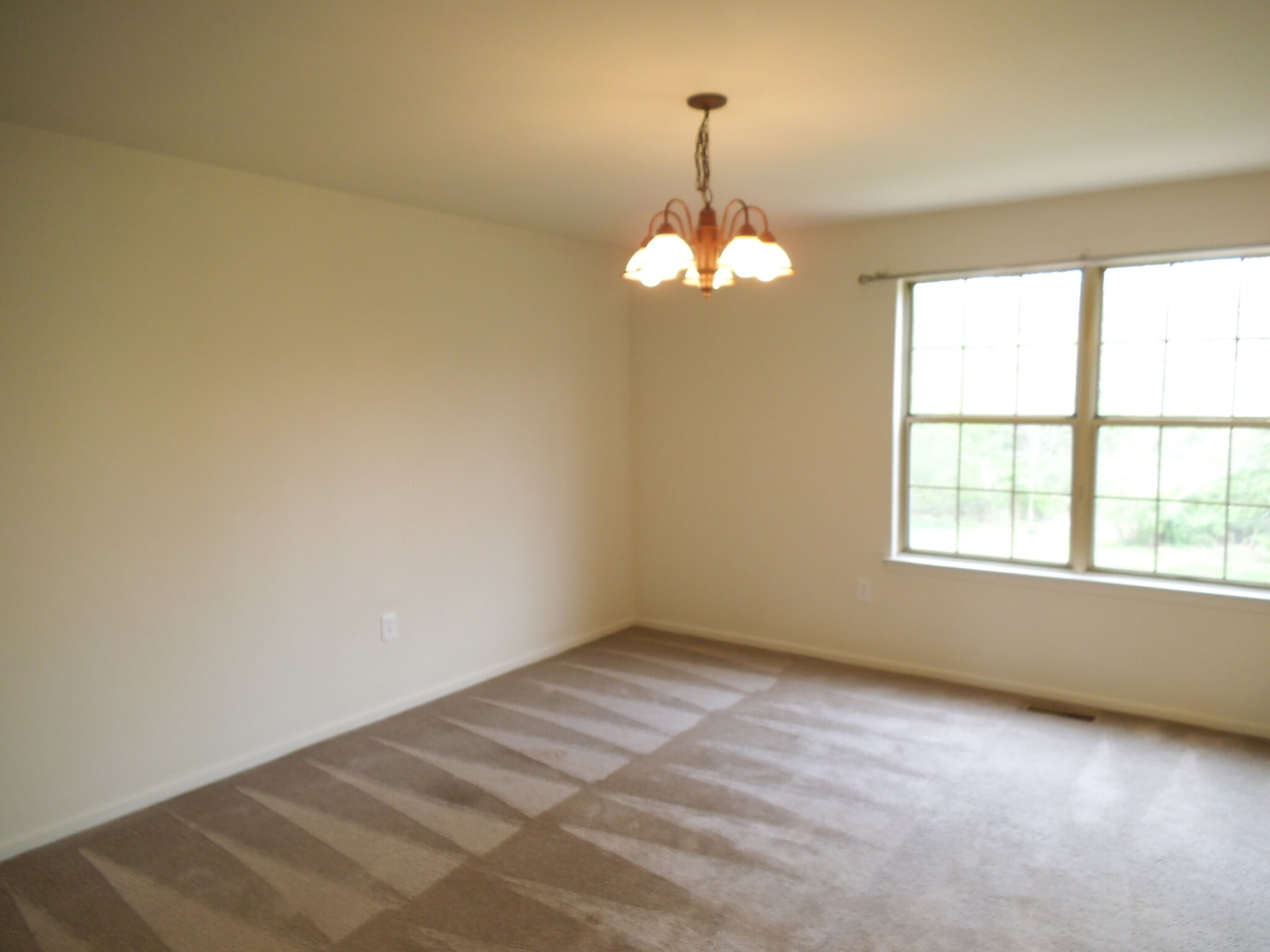 Building Photo - 322 Kent Ln