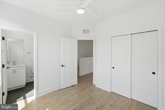 Building Photo - 5548 Topaz Ln