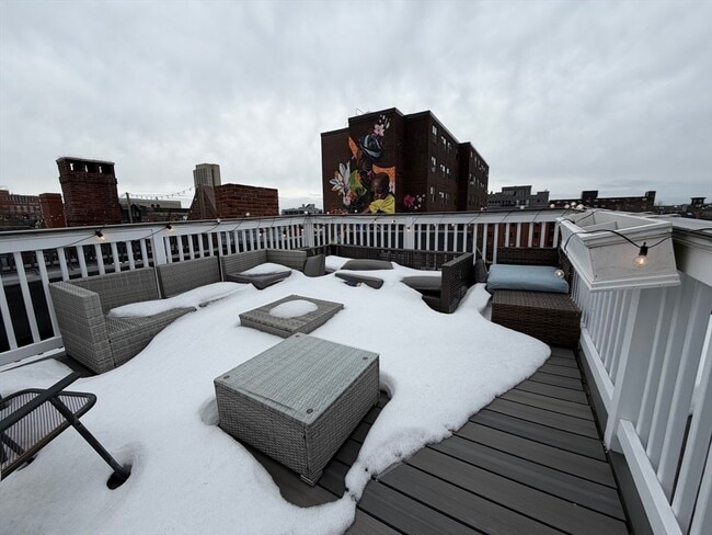 Building Photo - 11 Worcester St