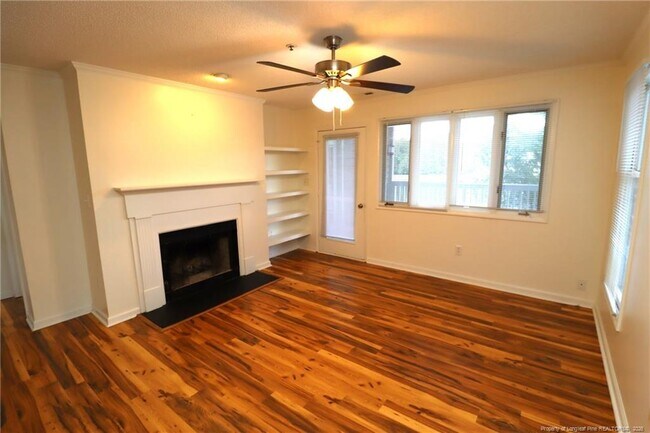 Building Photo - 510 Springfork Dr