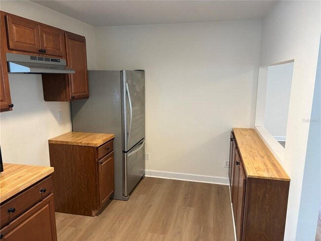 Building Photo - 1100 Jamela Dr