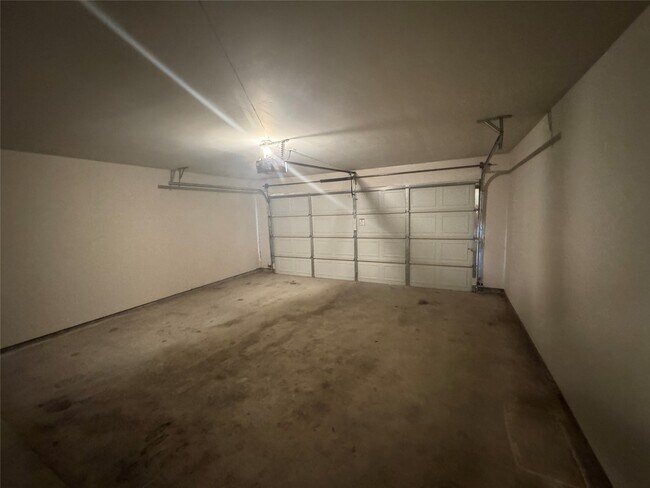 Building Photo - 4818 Comal River Loop