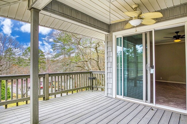 Building Photo - 49 Destino Way