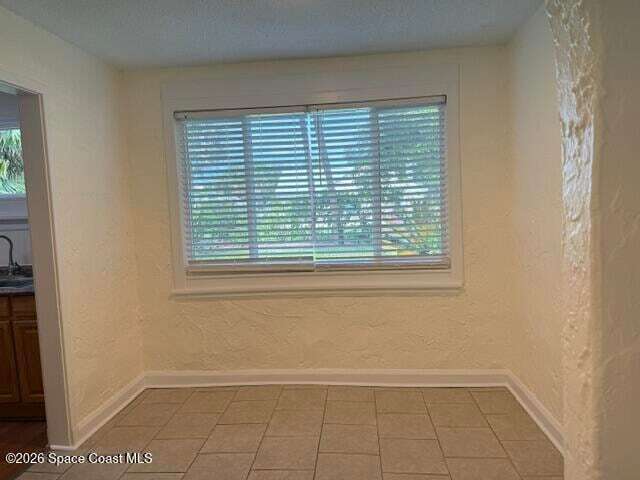 Building Photo - 435 Third Unit A