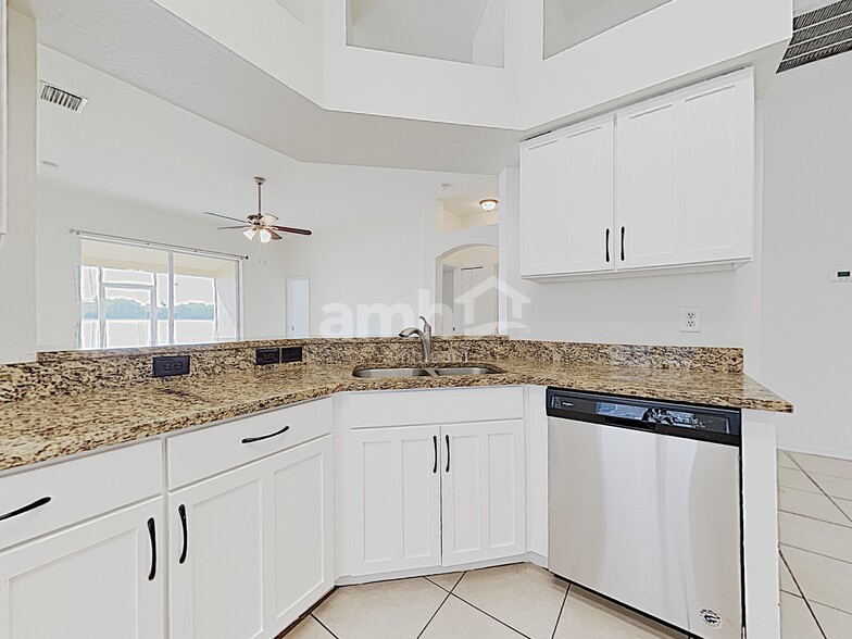 Building Photo - 8326 Canterbury Lake Blvd