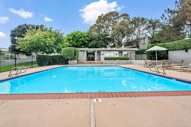 Building Photo - 2229 Camino Preciosa Sur