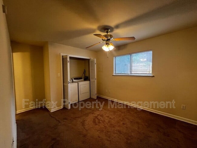 Building Photo - 1309 Hudson Ave