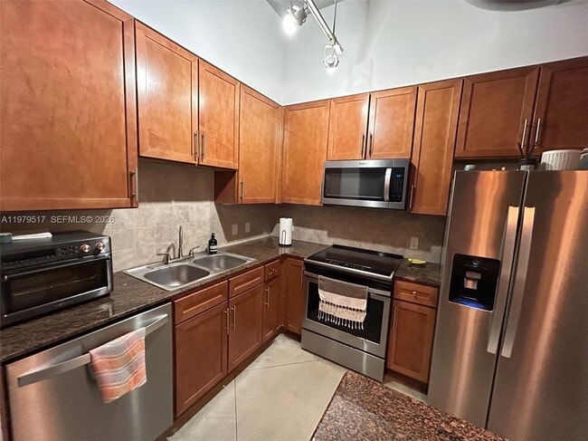 Building Photo - 2001 S Biscayne Blvd