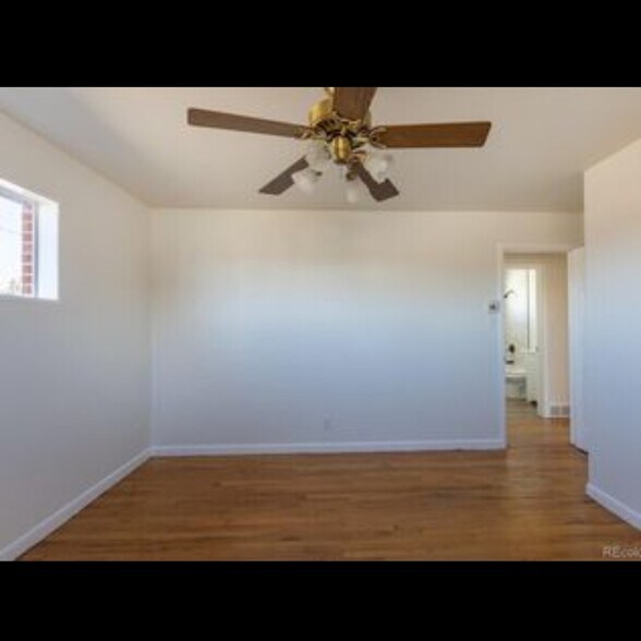 2nd room - 10454 Grant Dr