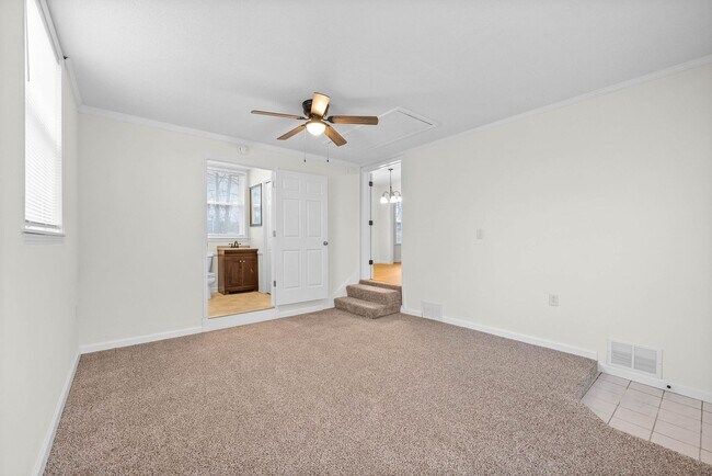 Building Photo - 2522 Timberwood Dr