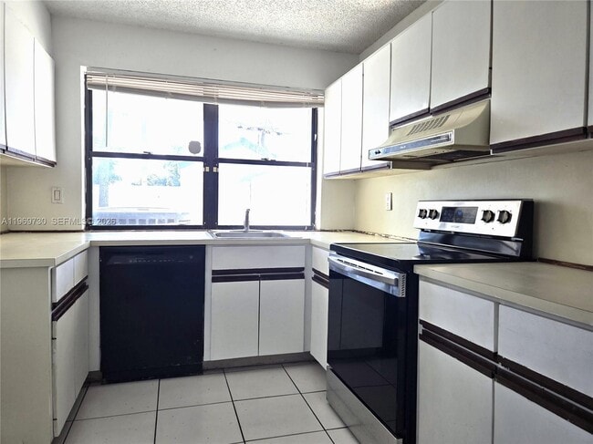 Building Photo - 10219 SW 89th St