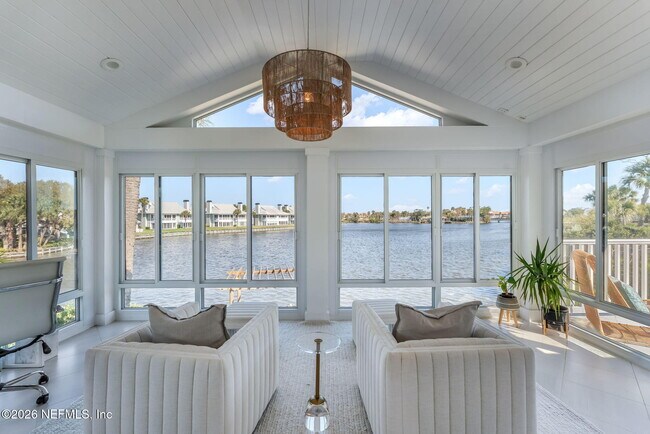 Building Photo - 177 San Juan Dr
