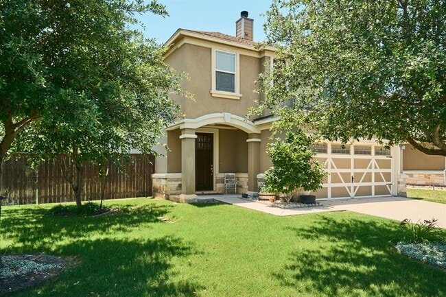 Building Photo - 144 Holstein St