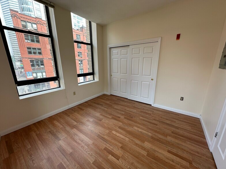 Building Photo - 78 Essex St