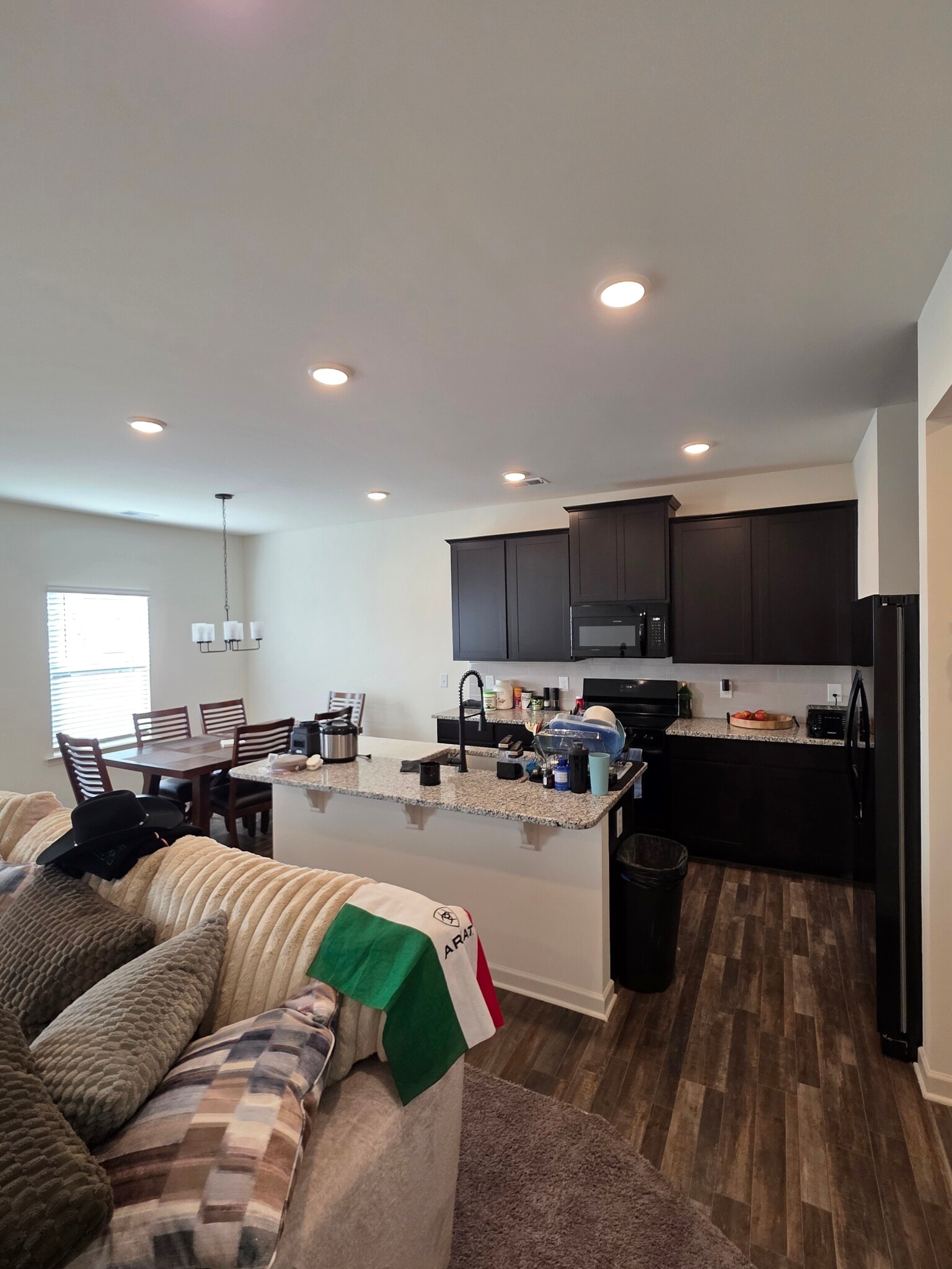 KITCHEN - 123 Duncan Farm Dr NW
