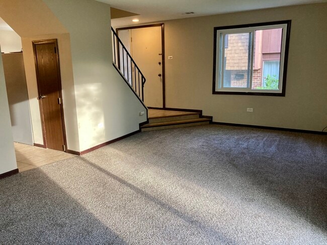 Building Photo - 12752 Kenneth Ave