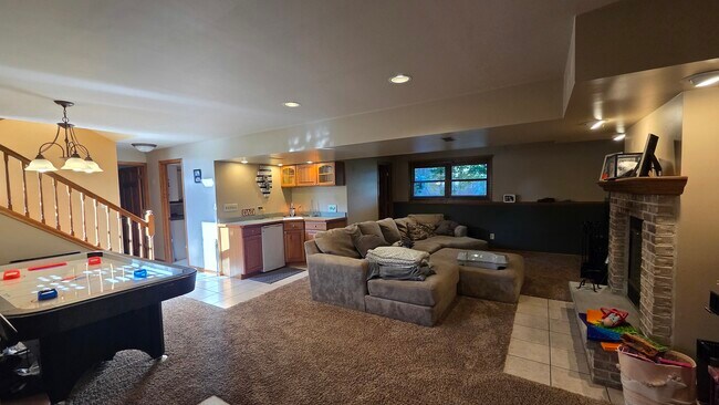 Building Photo - 3611 Fawn Ln