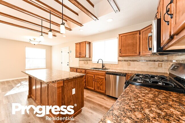 Building Photo - 6045 S Meadow Lark Pl