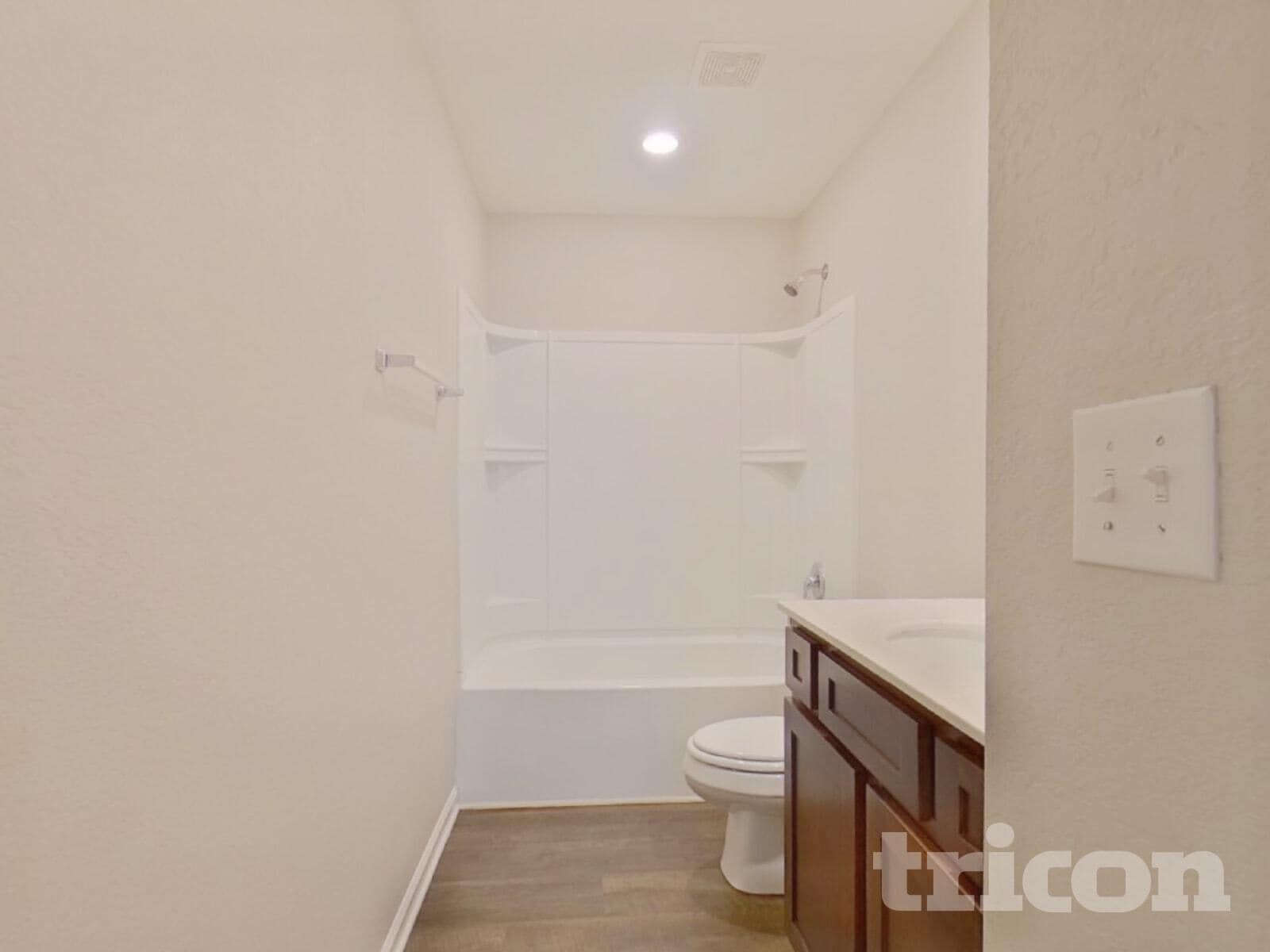 Building Photo - 3542 Falconwood Dr