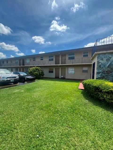 Building Photo - 3903 SW 78th Ct