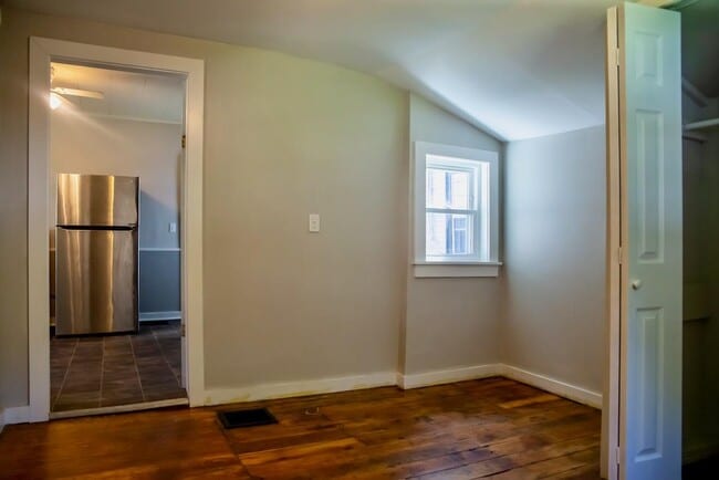 Building Photo - 51 Colfax St NE